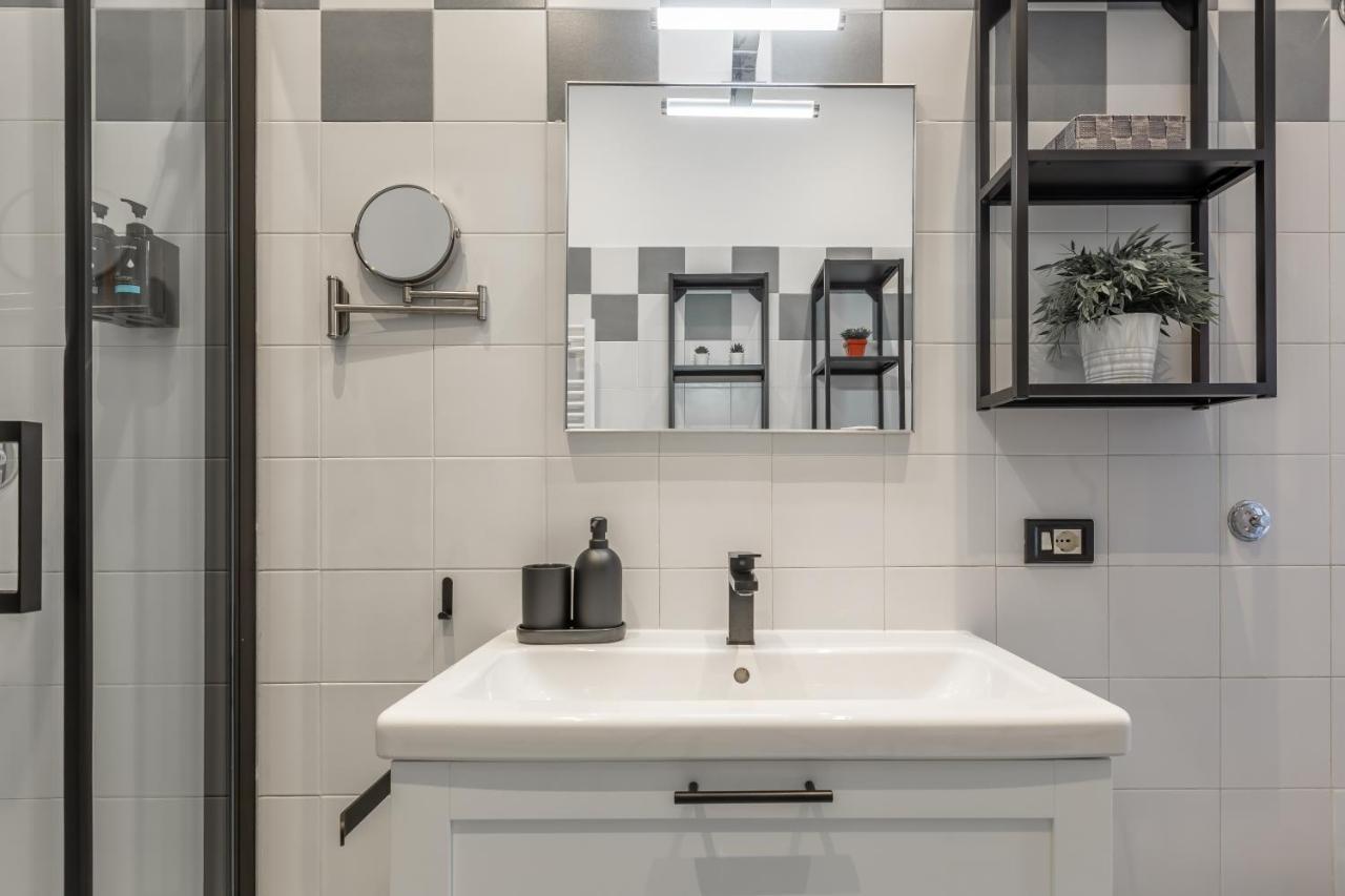 Imperium House - Appartamento Con Giardino Privato, 3 Minuti Da Metro Piazza Bologna, A-C, Ρώμη Εξωτερικό φωτογραφία